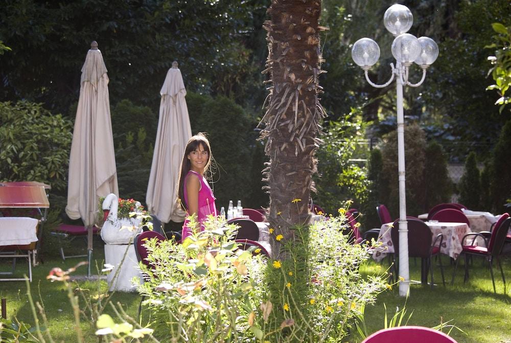 Hotel Villa Westend Merano Exterior photo